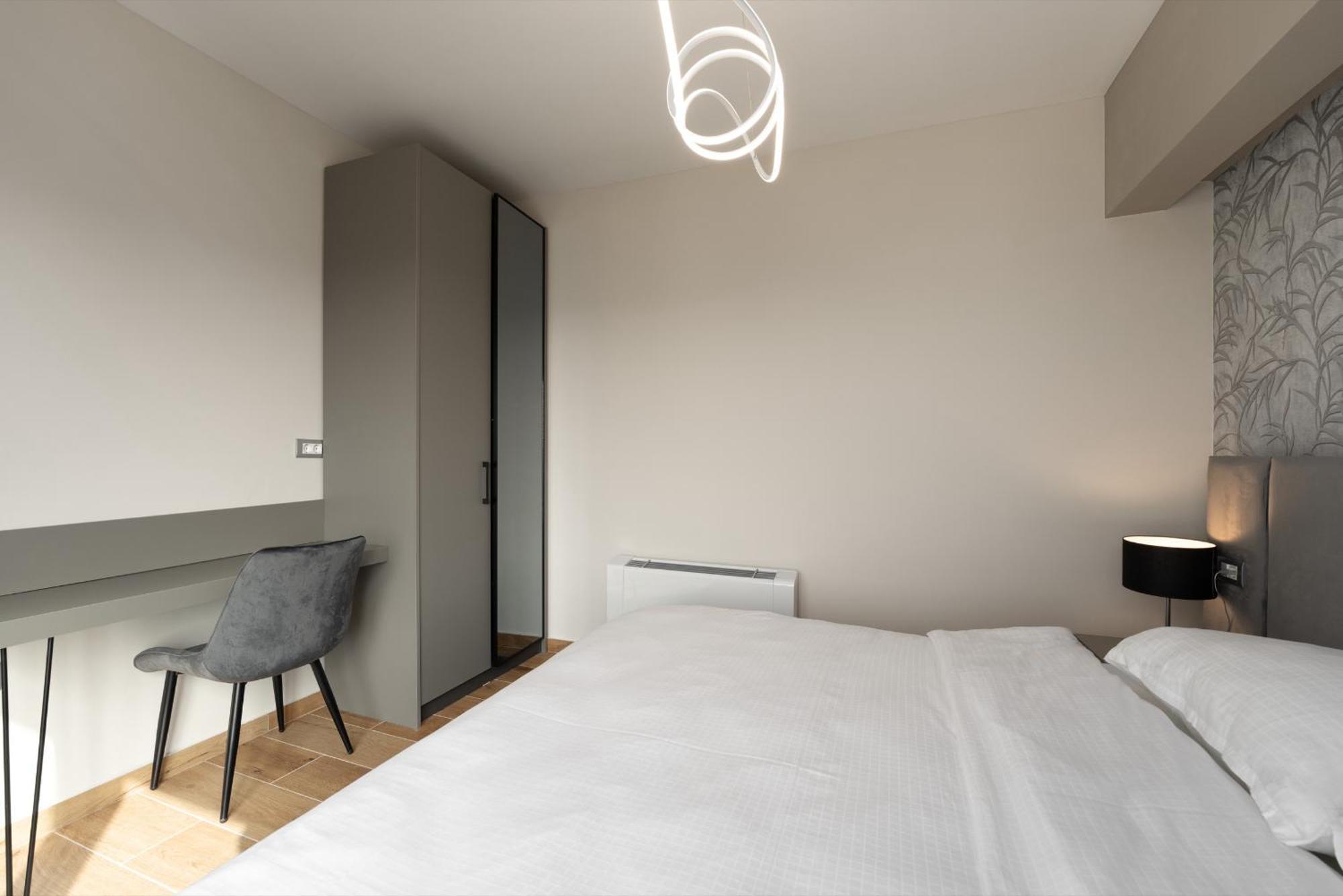 Larum Apartmens 弗尔萨尔 外观 照片