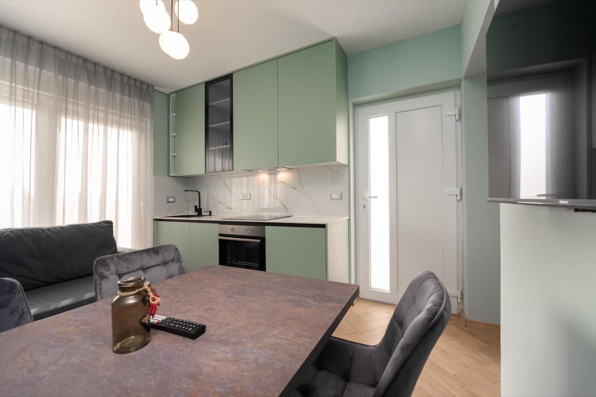 Larum Apartmens 弗尔萨尔 外观 照片
