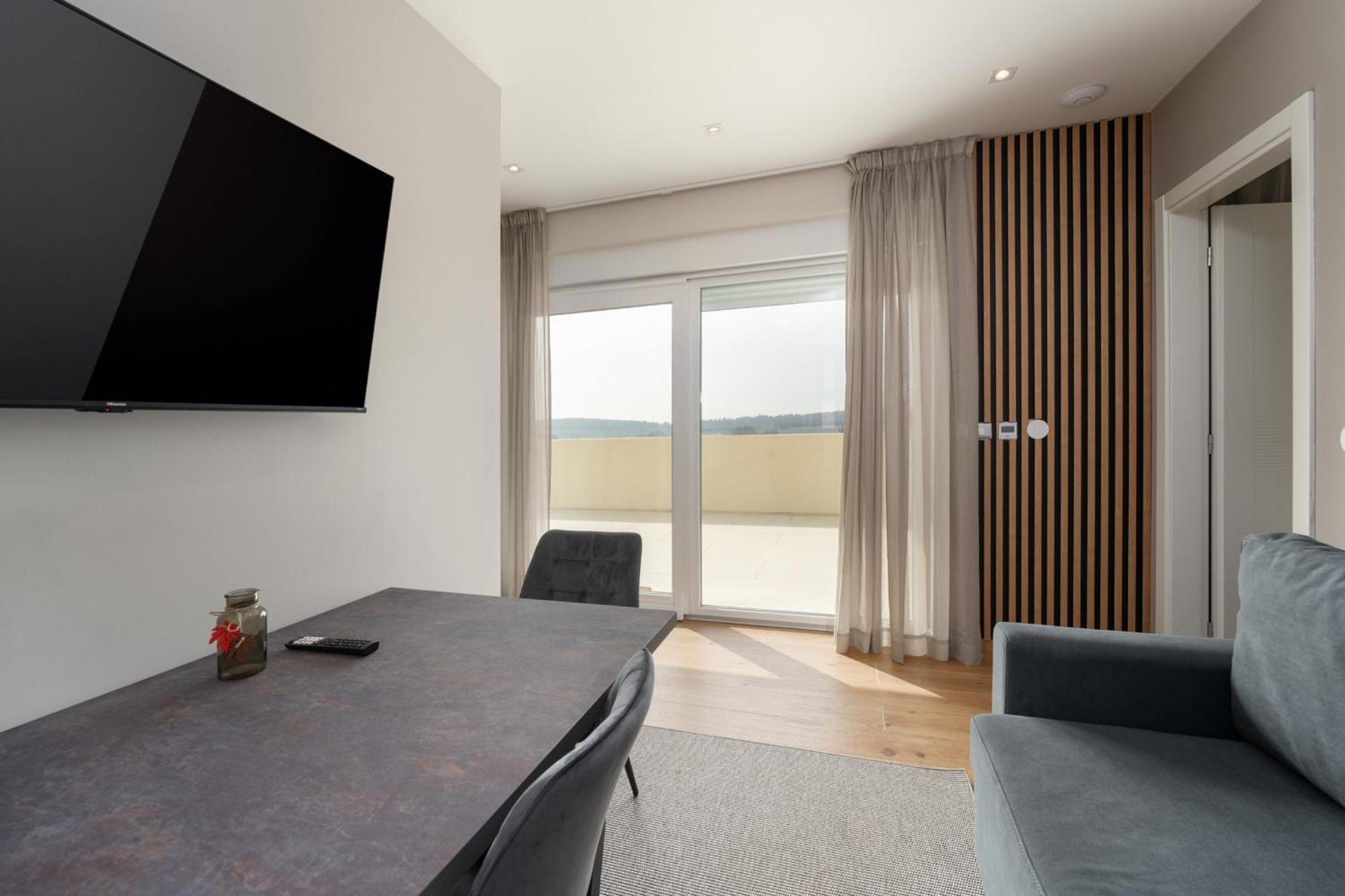 Larum Apartmens 弗尔萨尔 外观 照片